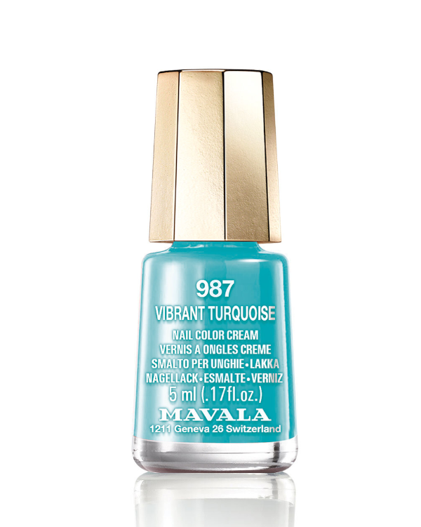 MAVALA 987 Vibrant Turquoise: a deep-pigmented turquoise 